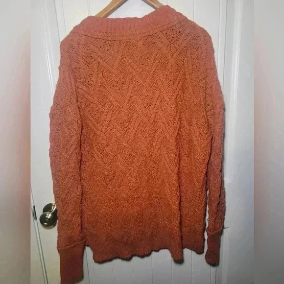 Free people Oversize knitted Cardigan size, extra small. - Picture 7 of 9